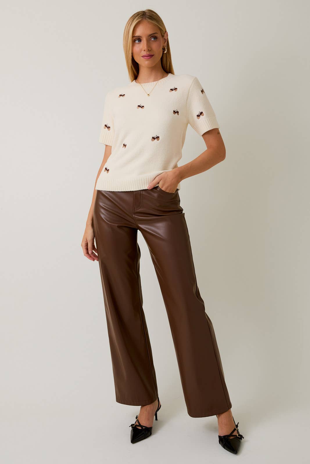 Sunday Edition | Acorn Hunting Half-Sleeve