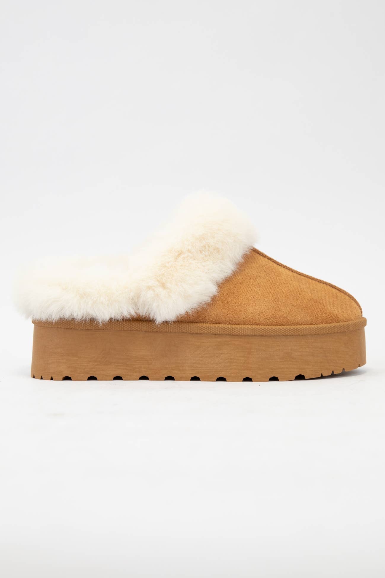 Cozy Girl Fur-Lined Slip-on’s