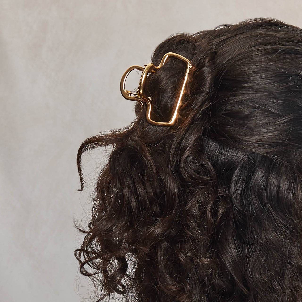 Kitsch | Metal Medium Open Shape Puffy Claw Clip - Gold