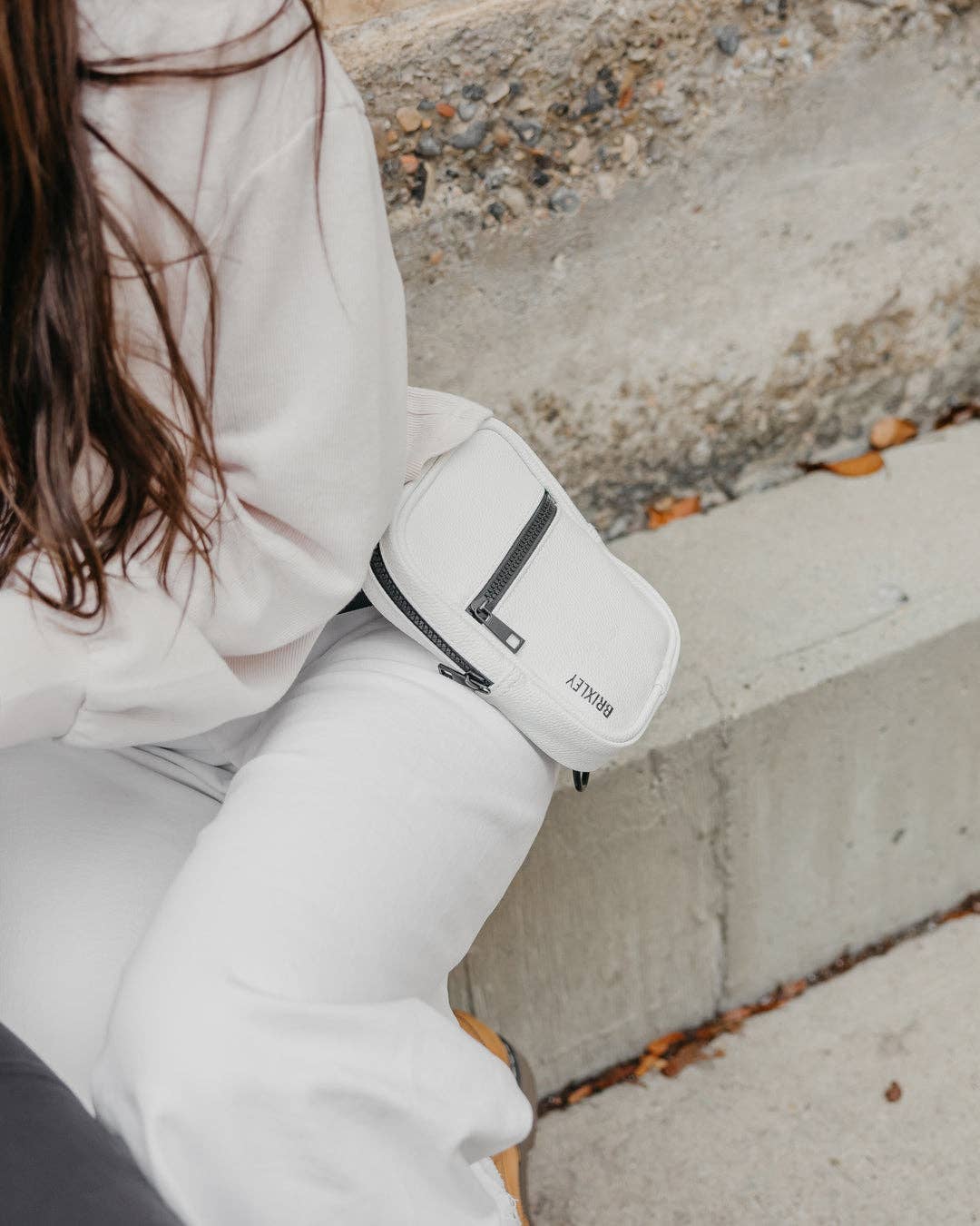 Leather Betty Crossbody Sling