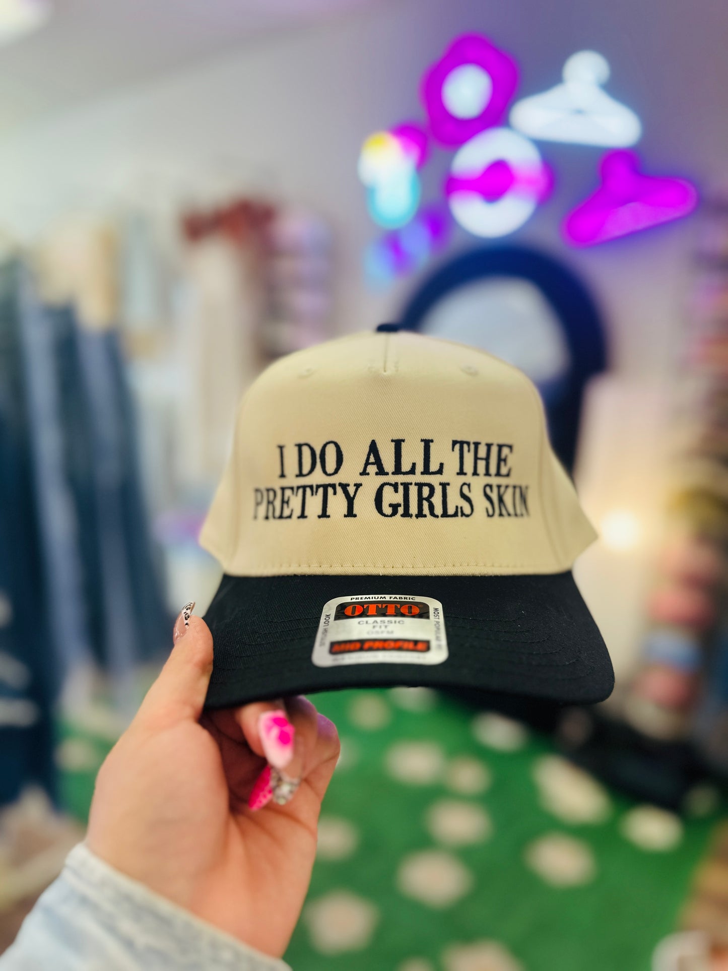 I DO ALL THE PRETTY GIRLS ______-Trucker Hat