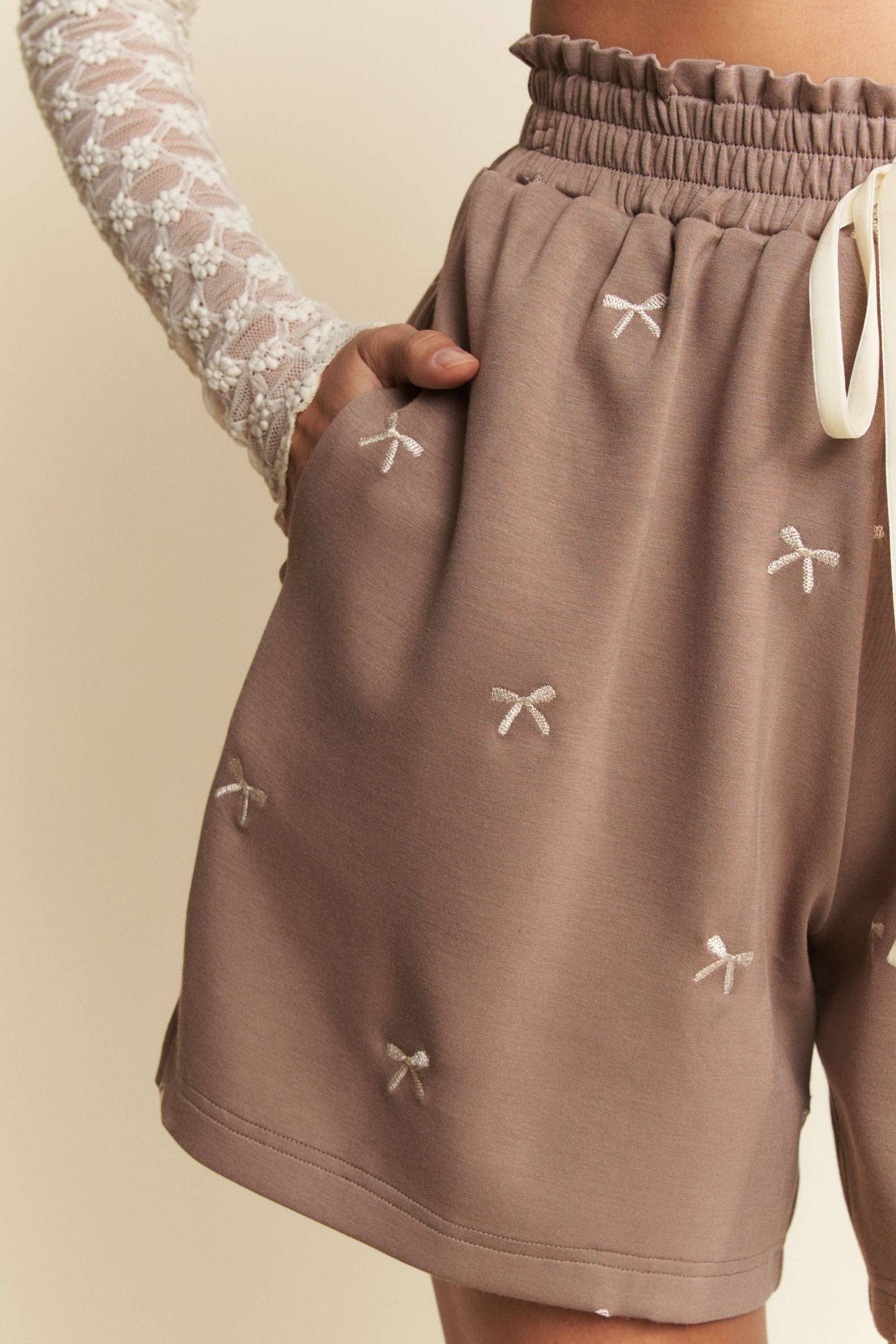 Embroidered Bow Set-SHORTS