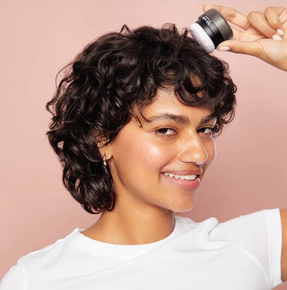 Kitsch | Volumizing Rice Protein Dry Shampoo - Dark Tinted Powder