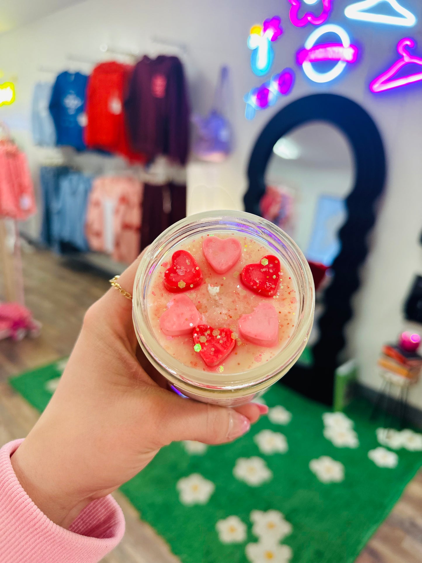 9 oz Sweet Cheeks Valentines Candle
