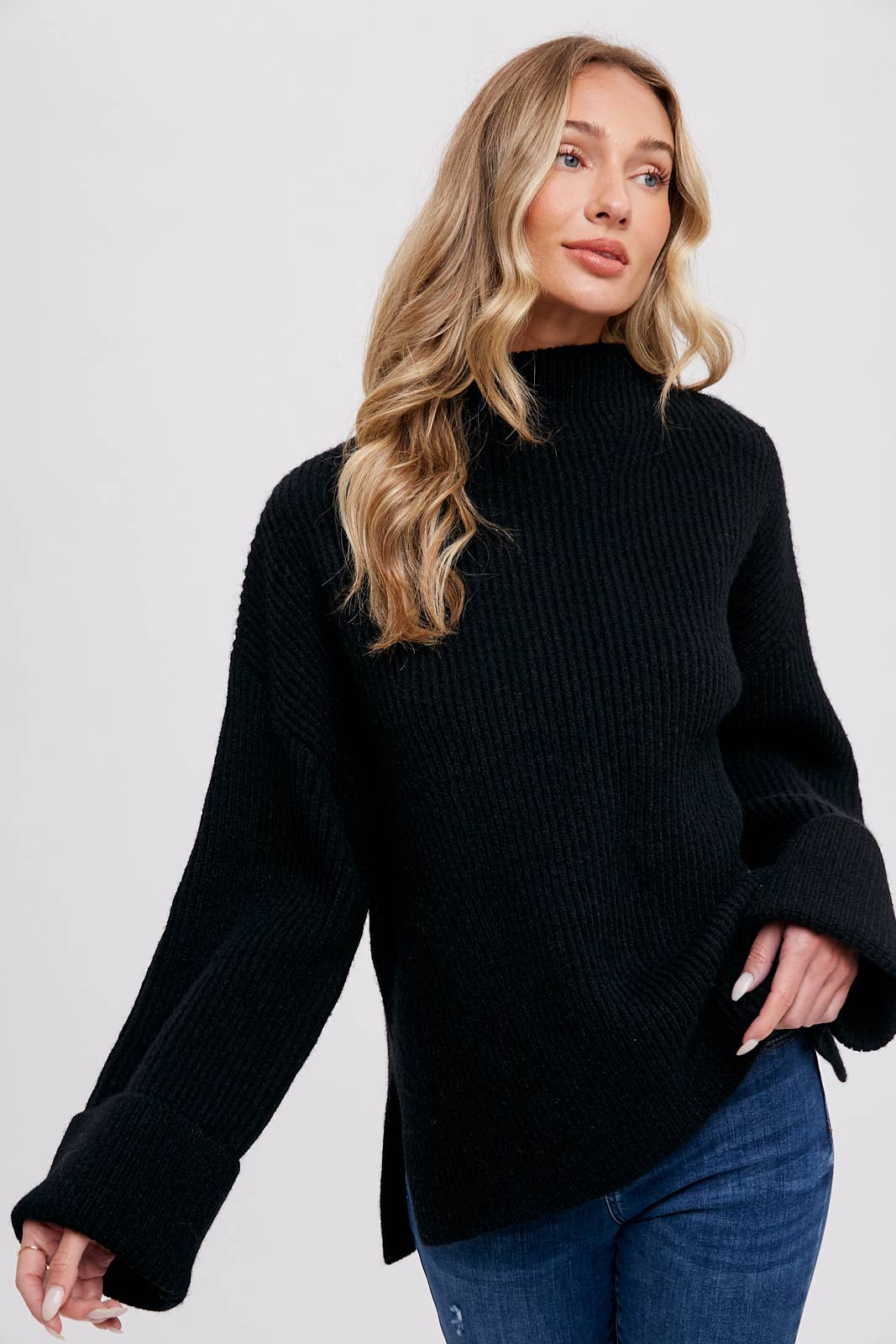 FUNNEL NECK OVERSIZED PULLOVER
