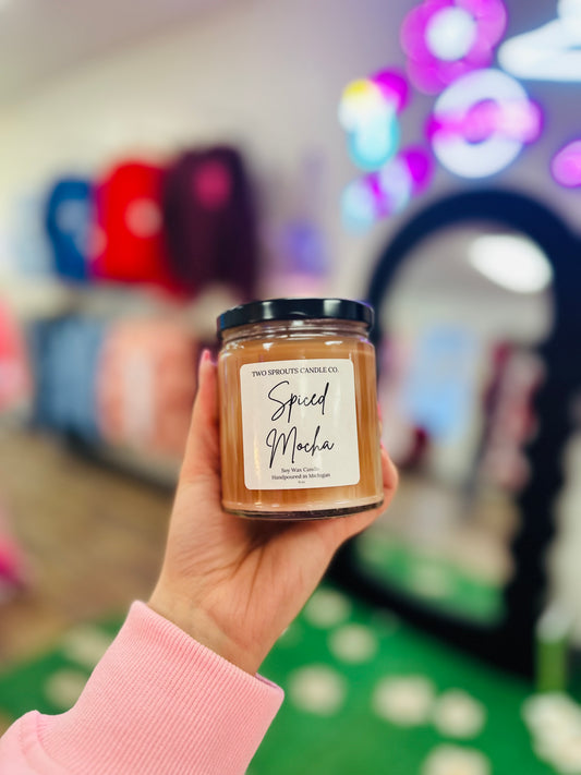 9 oz Spiced Mocha Candle with cubes