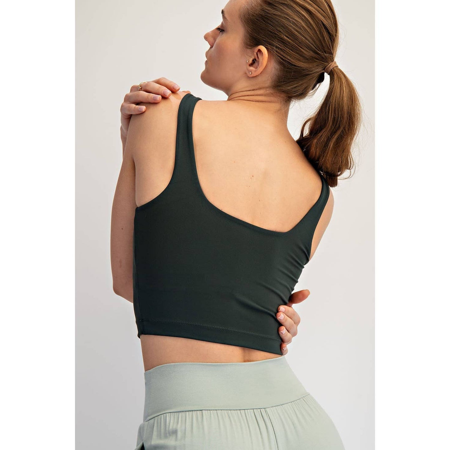 NYLON BUTTER SQUARE NECK CROPPED TANK