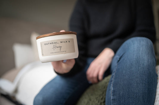 Oatmeal, Milk & Honey | 10 oz Statement Candle