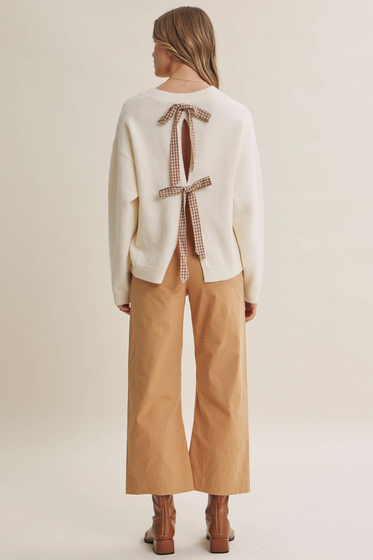 AUTUMN PICNIC PLAYUFL OPEN-BACK GINGHAM BOW SWEATER TOP