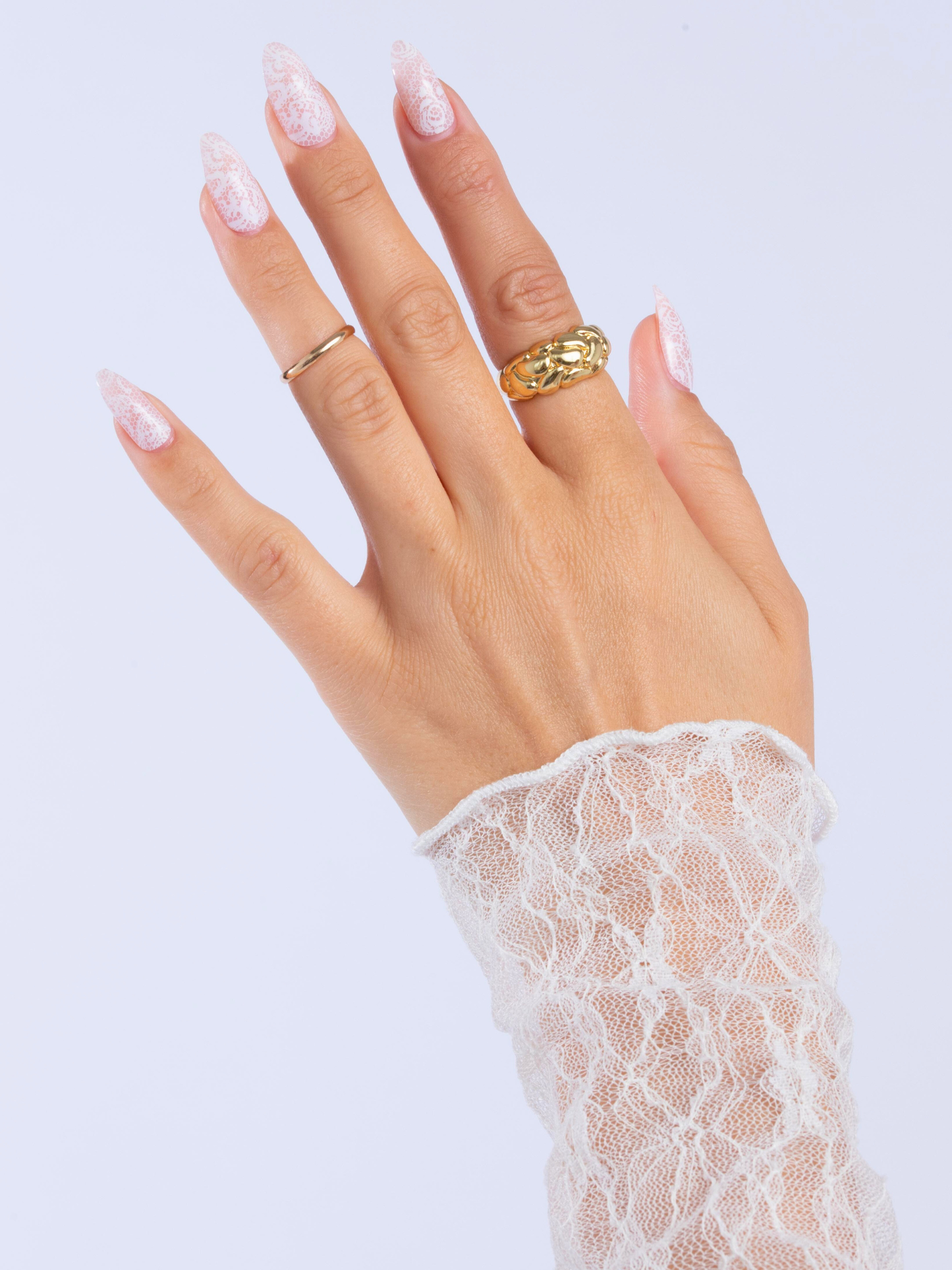Paint Lab Beige Lace Press-on Nails