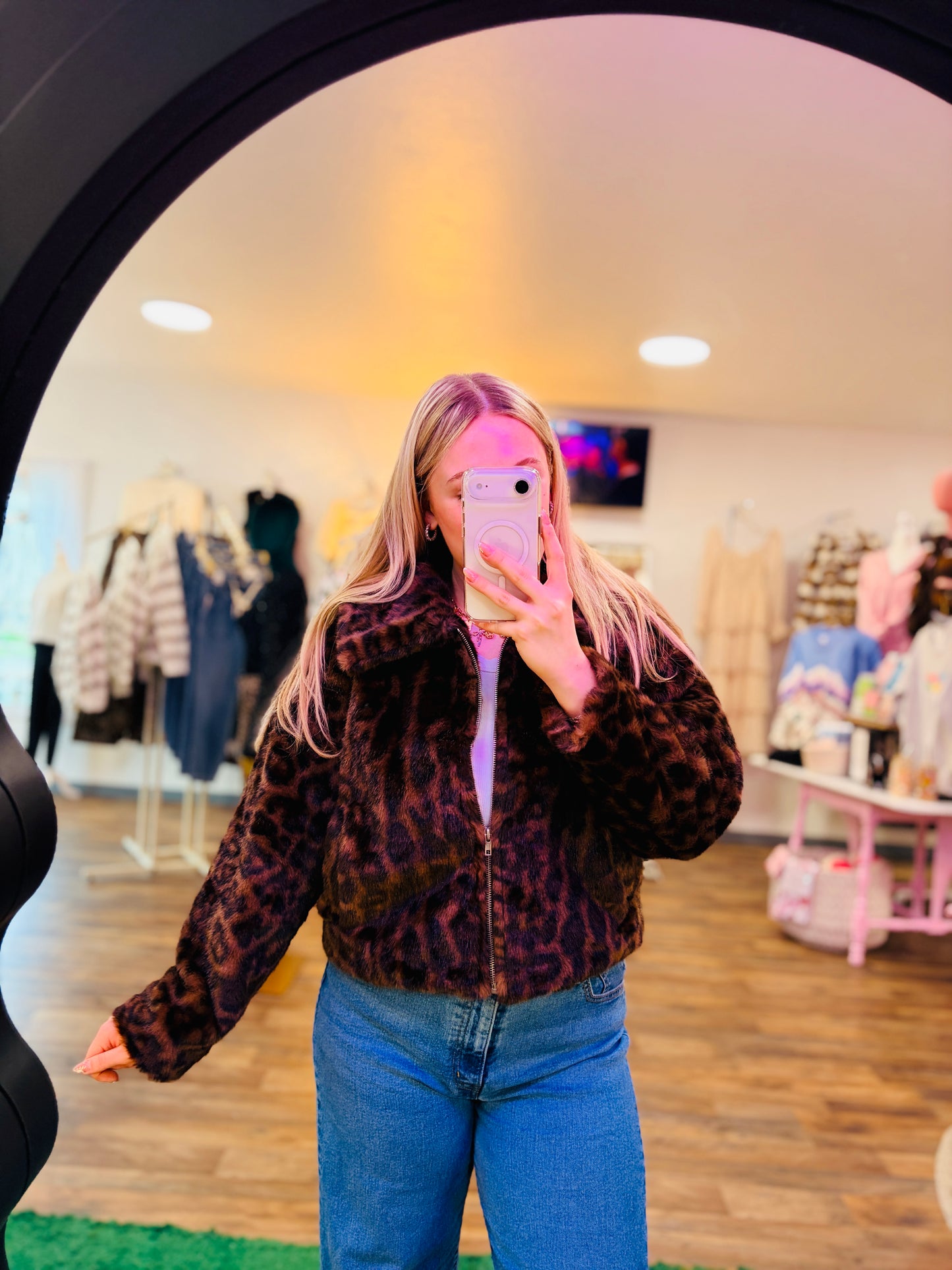 Le Lis | Collared Zipper Front Cheetah Fur Jacket