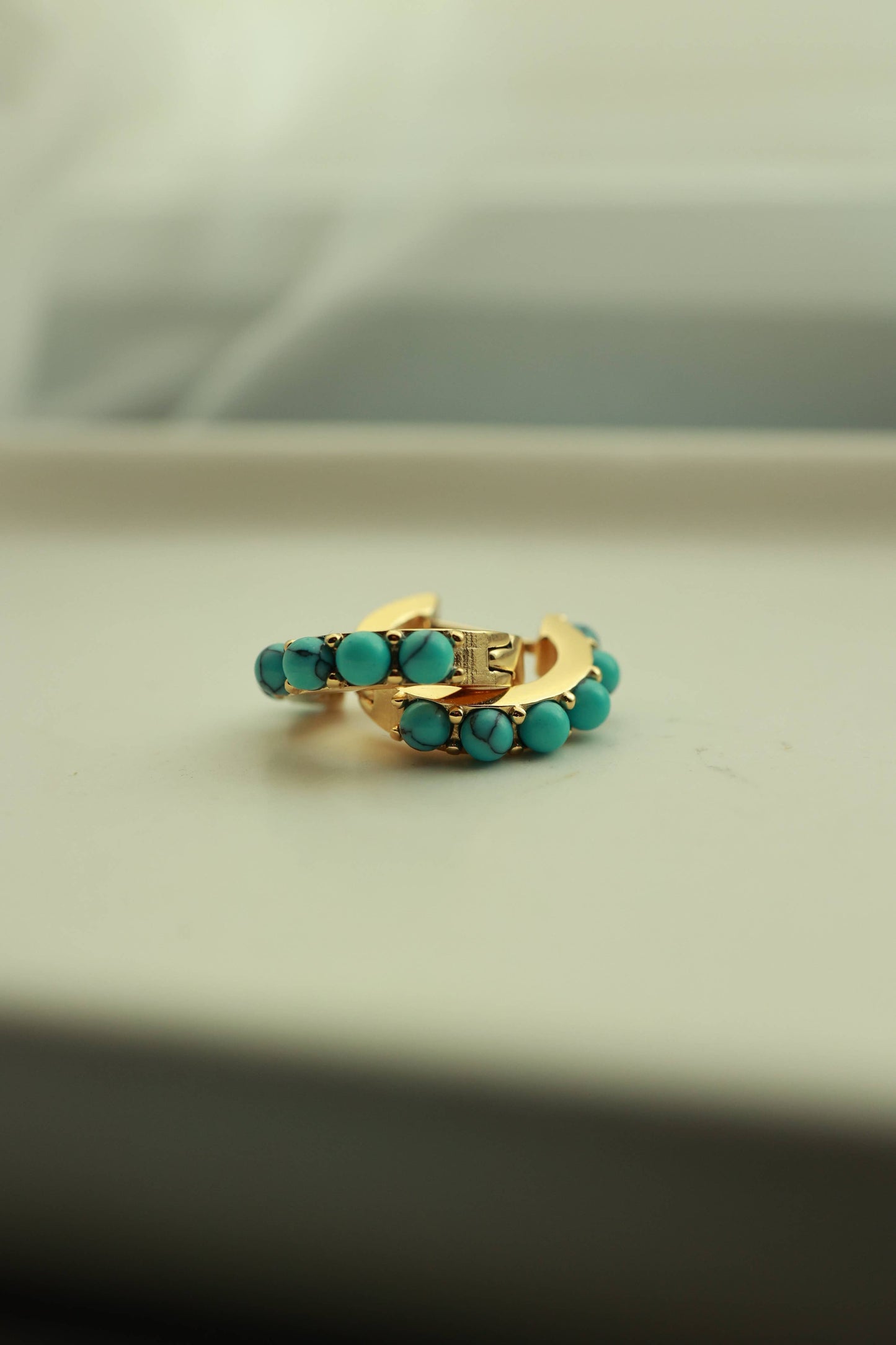 TURQUOISE DOT EARRING