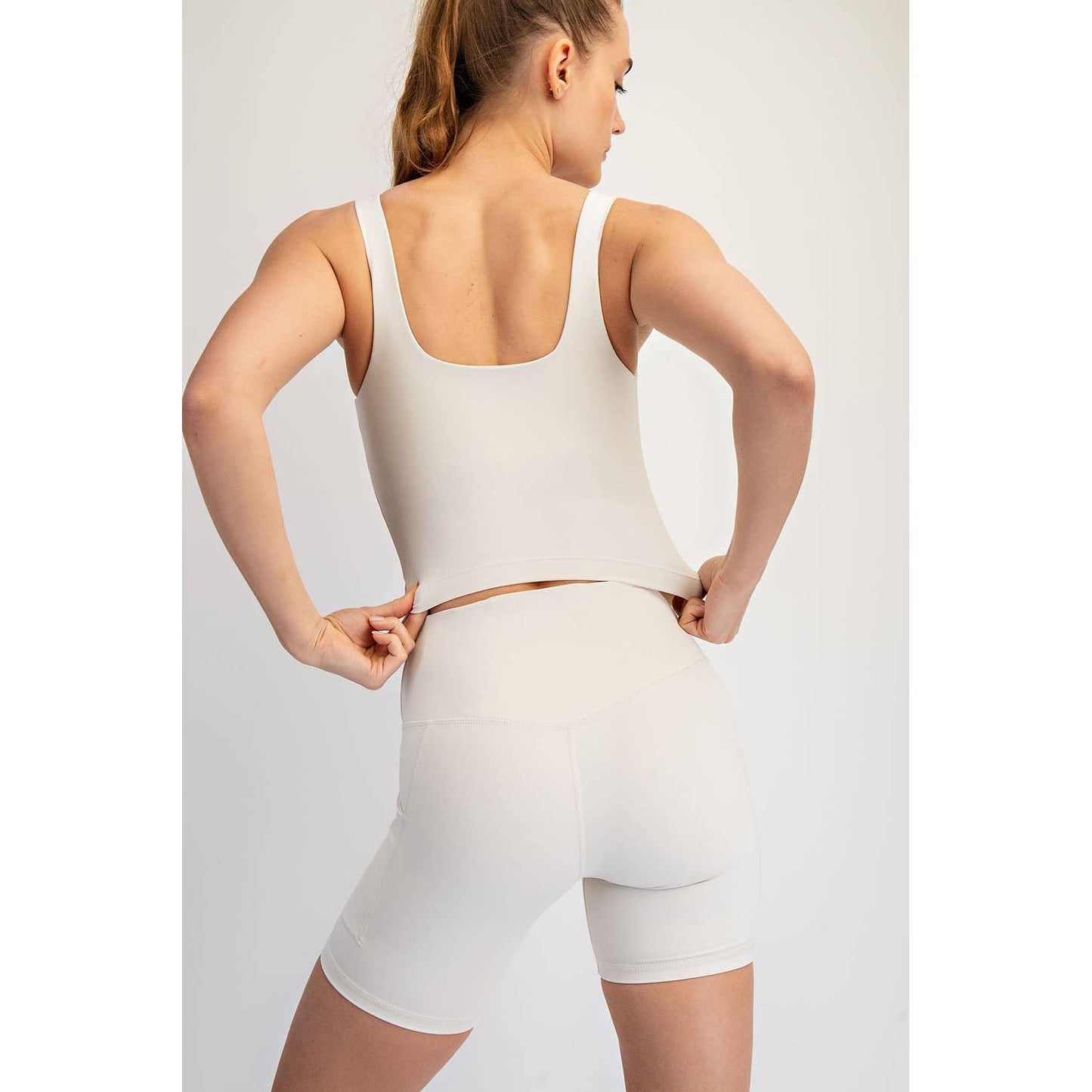 NYLON BUTTER SQUARE NECK CROPPED TANK