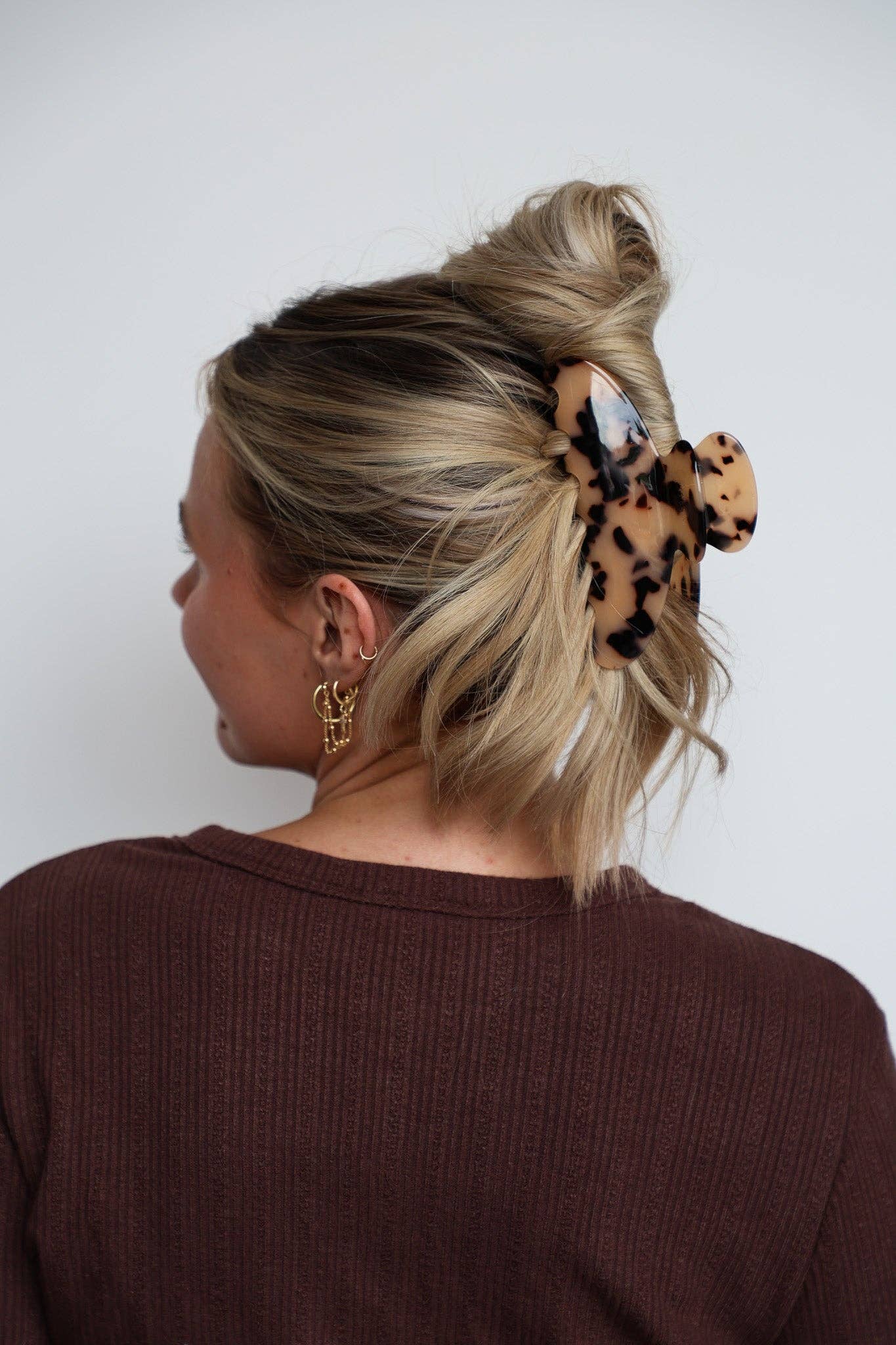 Kaxi | OVERSIZED ACETATE CLAW