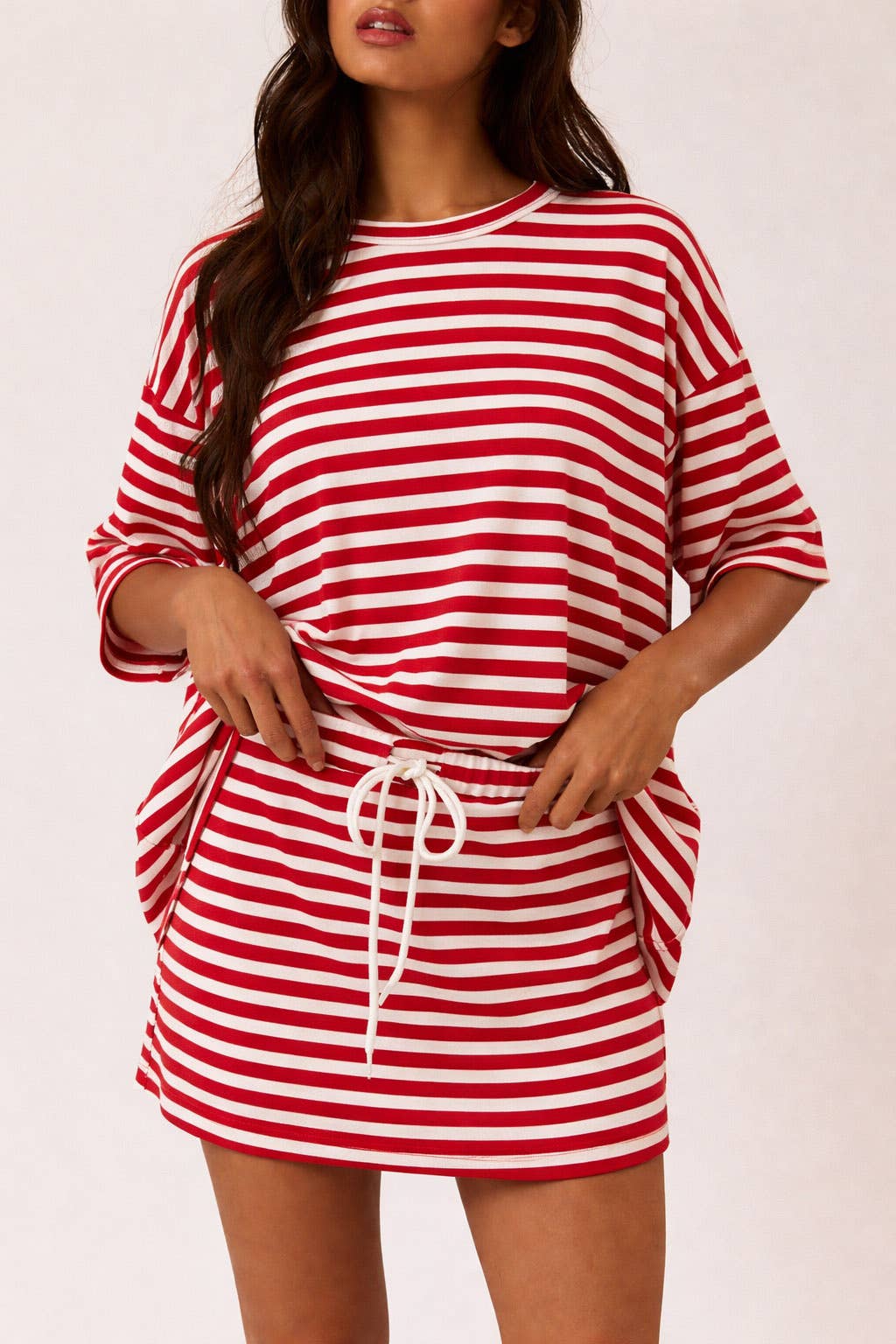 SHORT SLEEVE ROUND NECK OVERSIZED STRIPE T-SHIRT