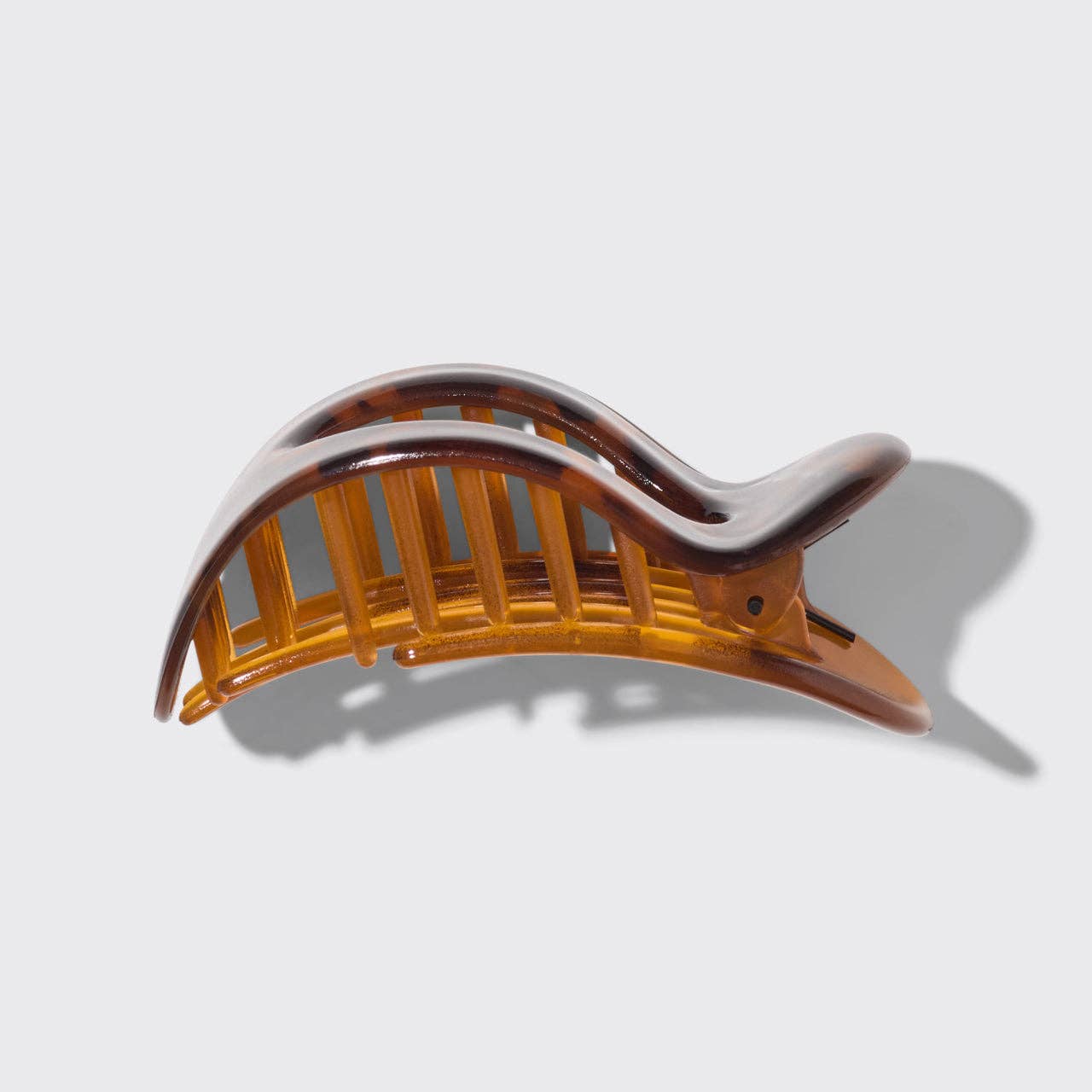 Kitsch| Recycled Plastic Large Flat Cloud Clip - Tort