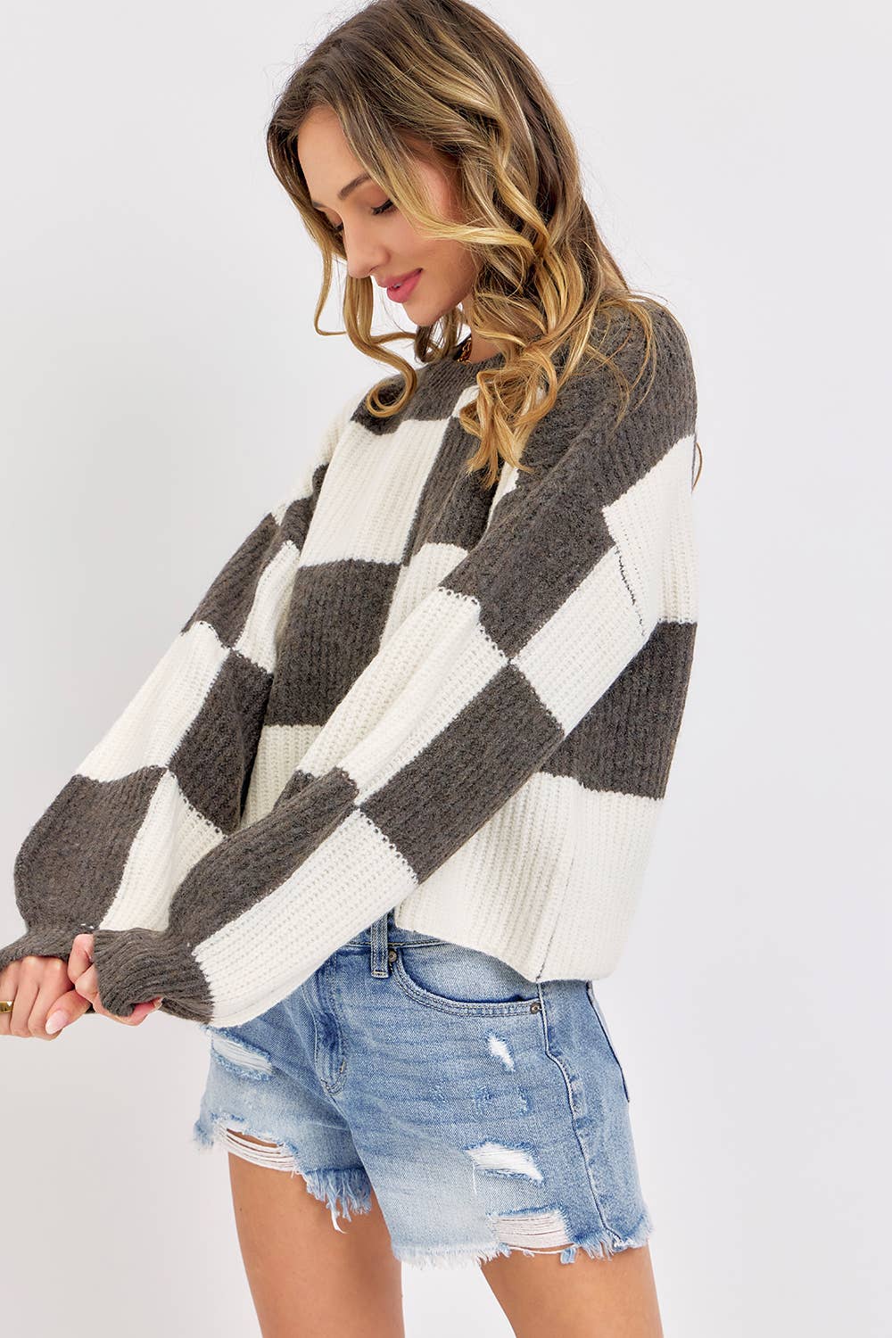 CASUAL SOFT COZY  RELAXED FIT CHECKER KNIT SWEATER: IVORY MOCHA / Contemporary / S