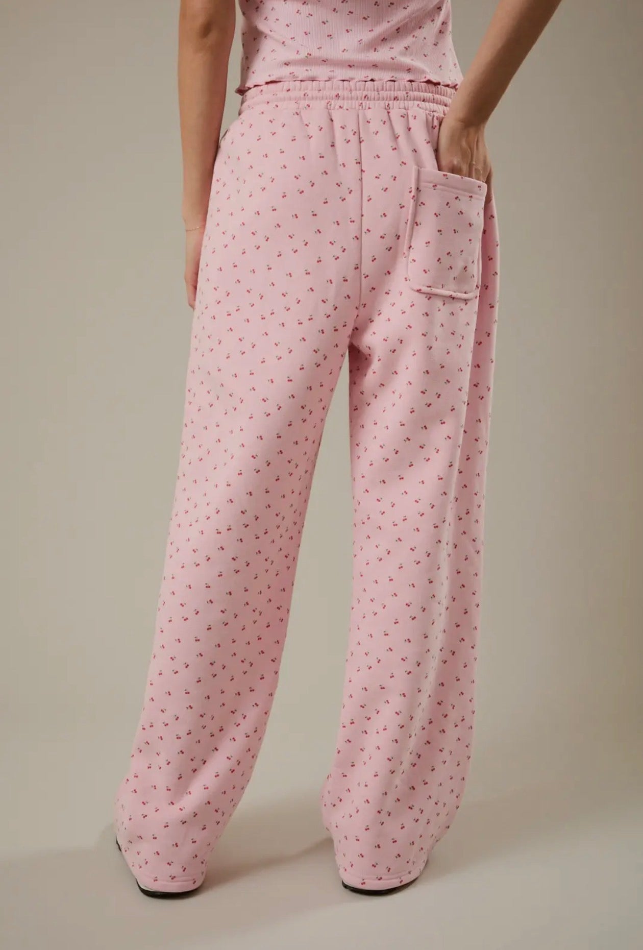 Sunday Edition | Cherry Days Sweats