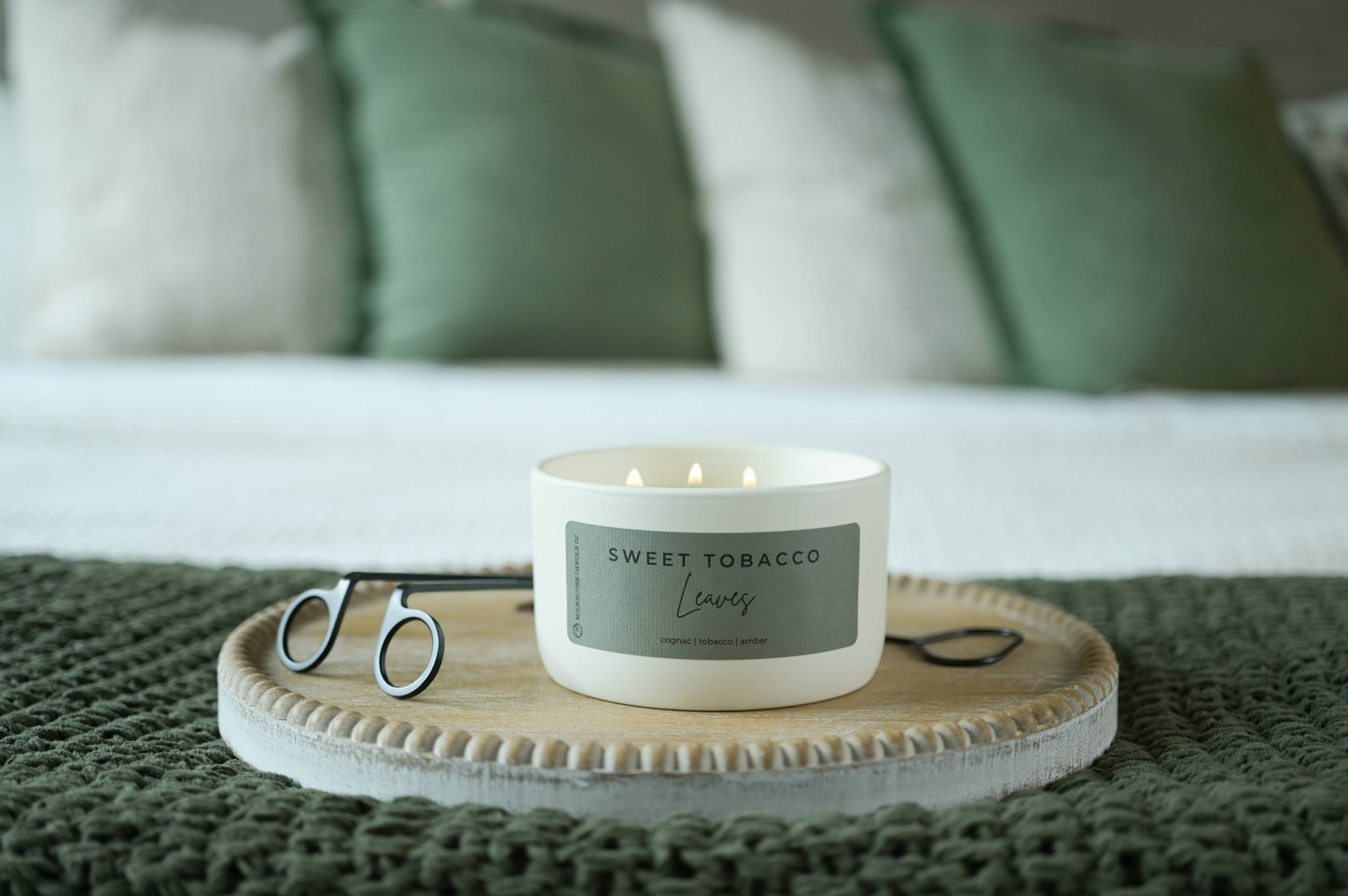 Sweet Tobacco Leaves | Statement Candle