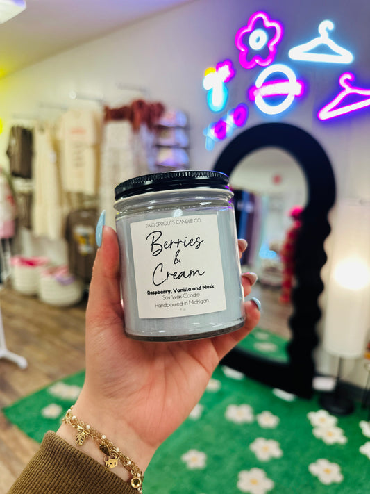 Berries and Cream 9oz Candle
