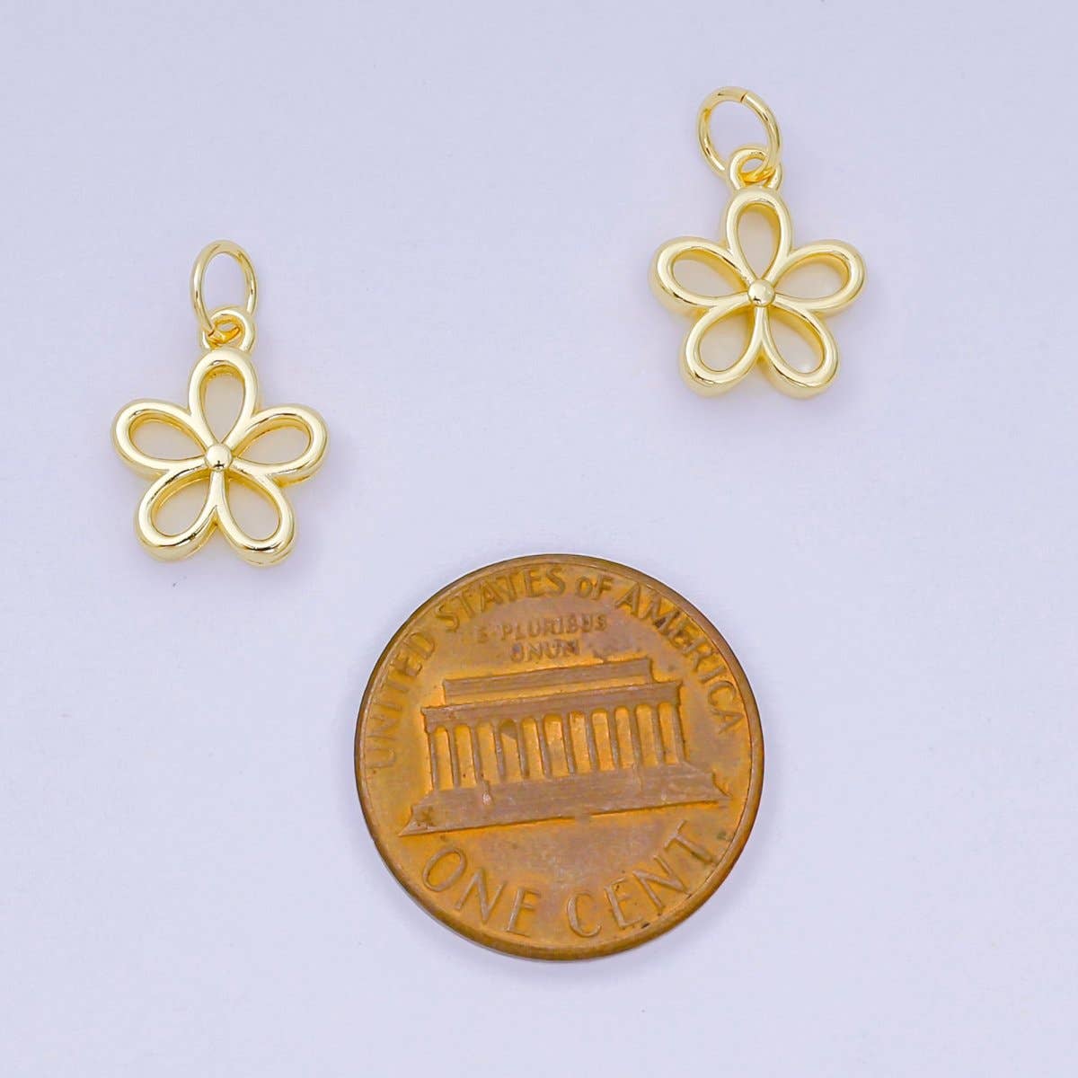 Open Petal Flower Charm