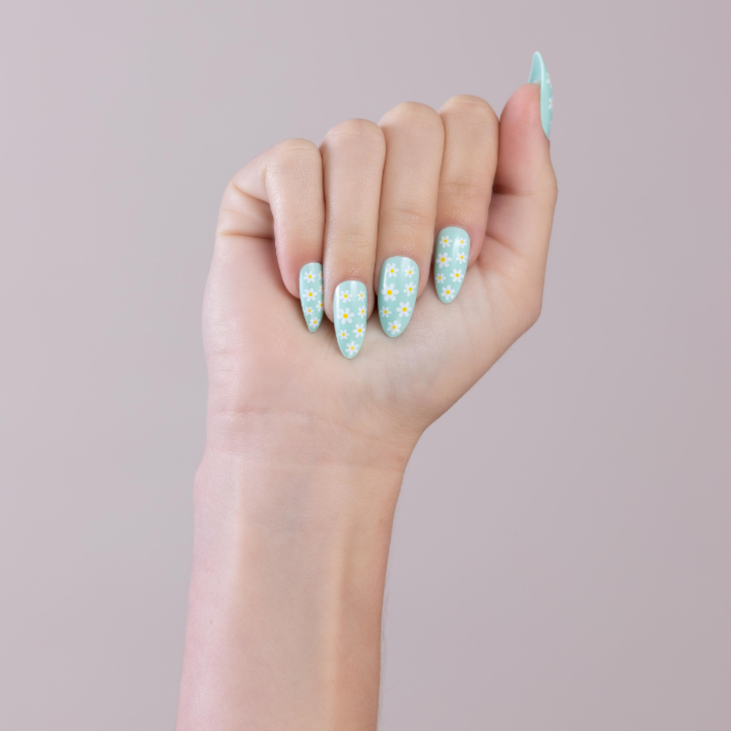 PaintLab Daisy Press-On Nails