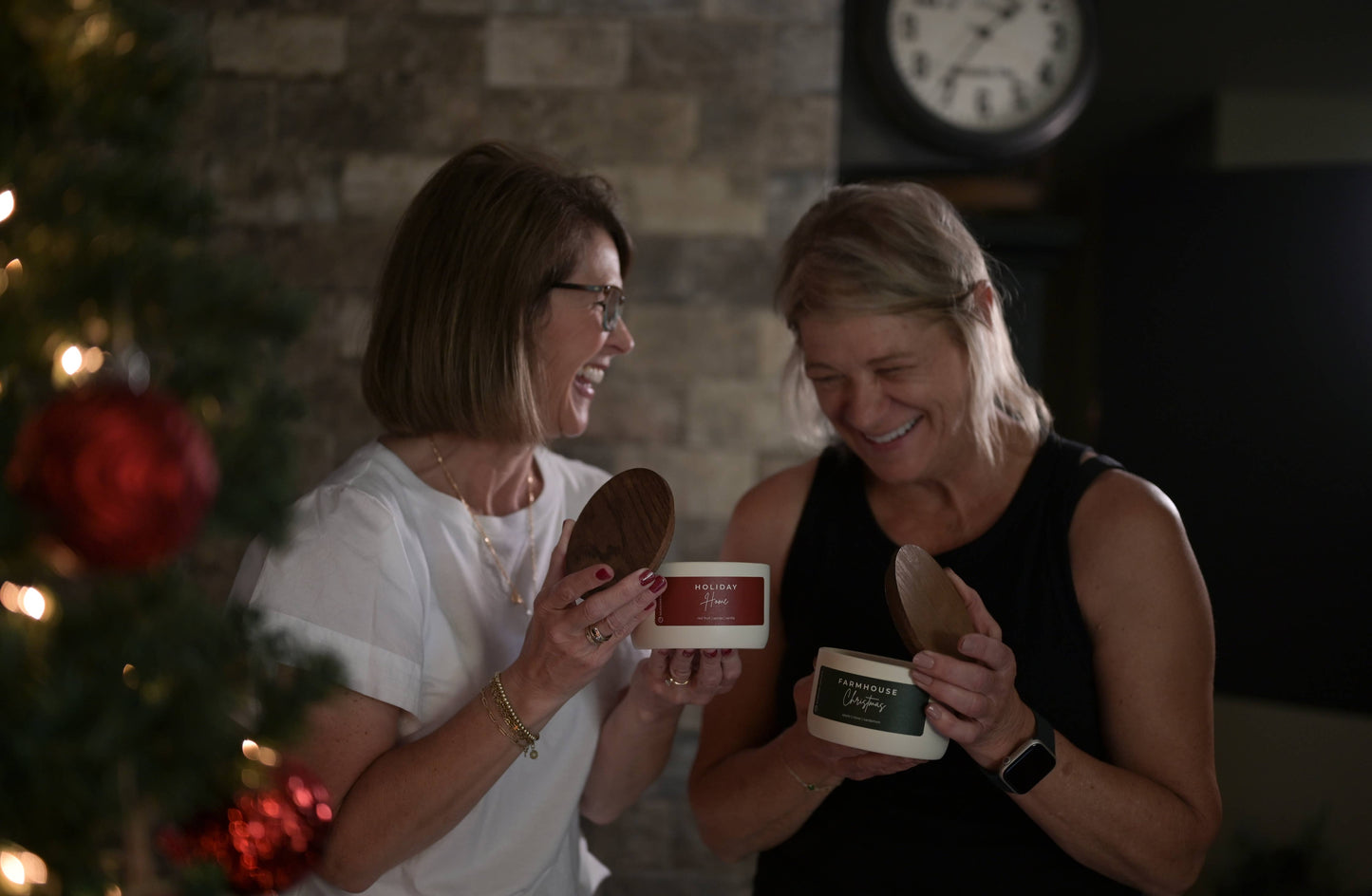 Farmhouse Christmas | 10 oz Statement Candle