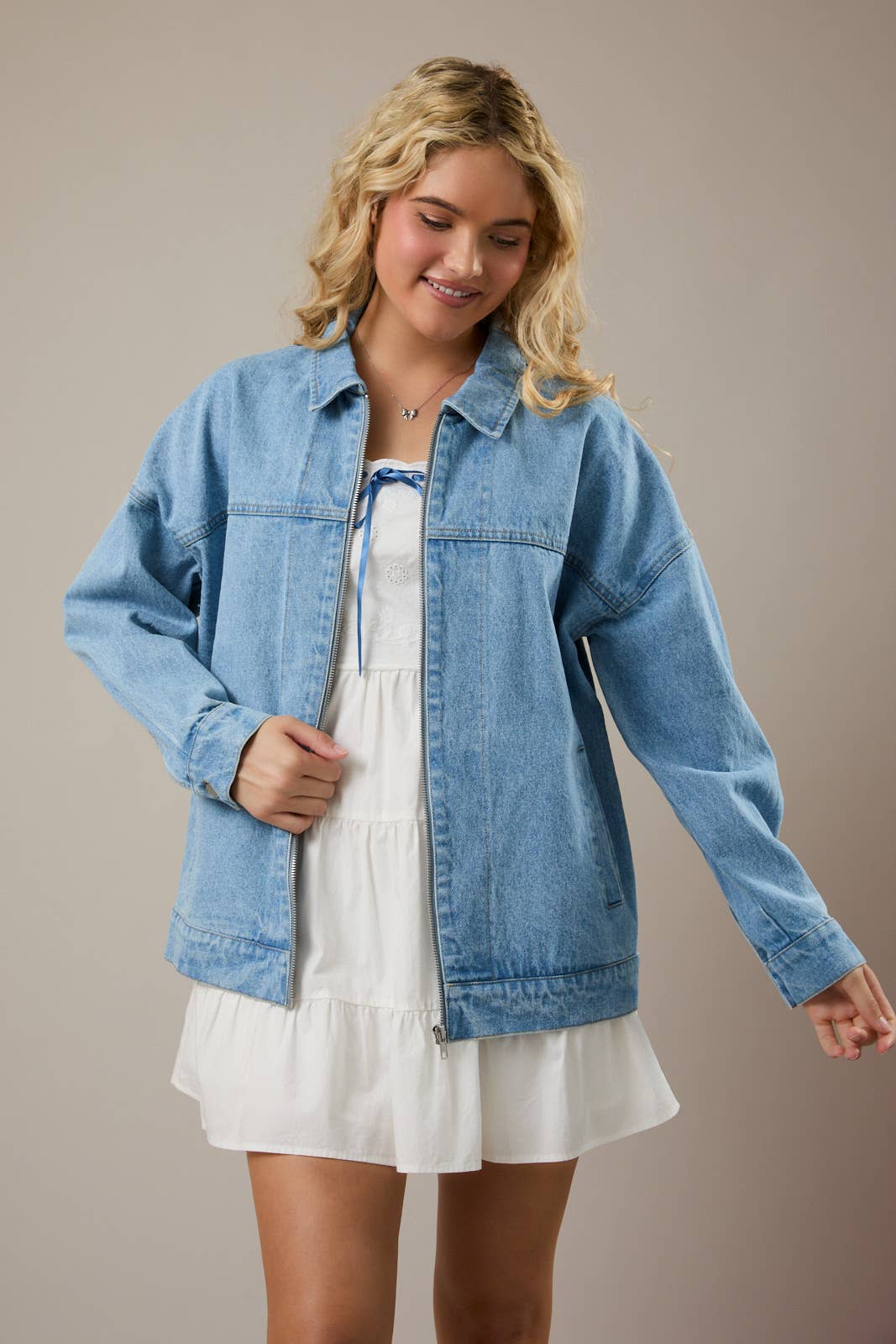 LONG SLEEVE COLLARED OVERSIZED DENIM JACKET