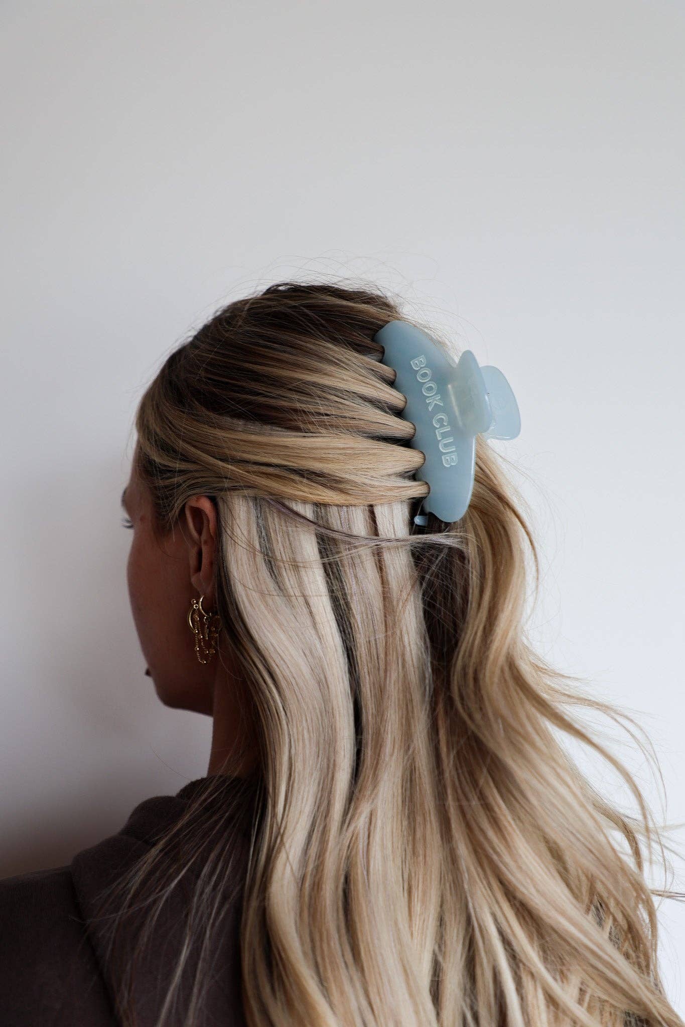 Kaxi | BOOK CLUB CLAW