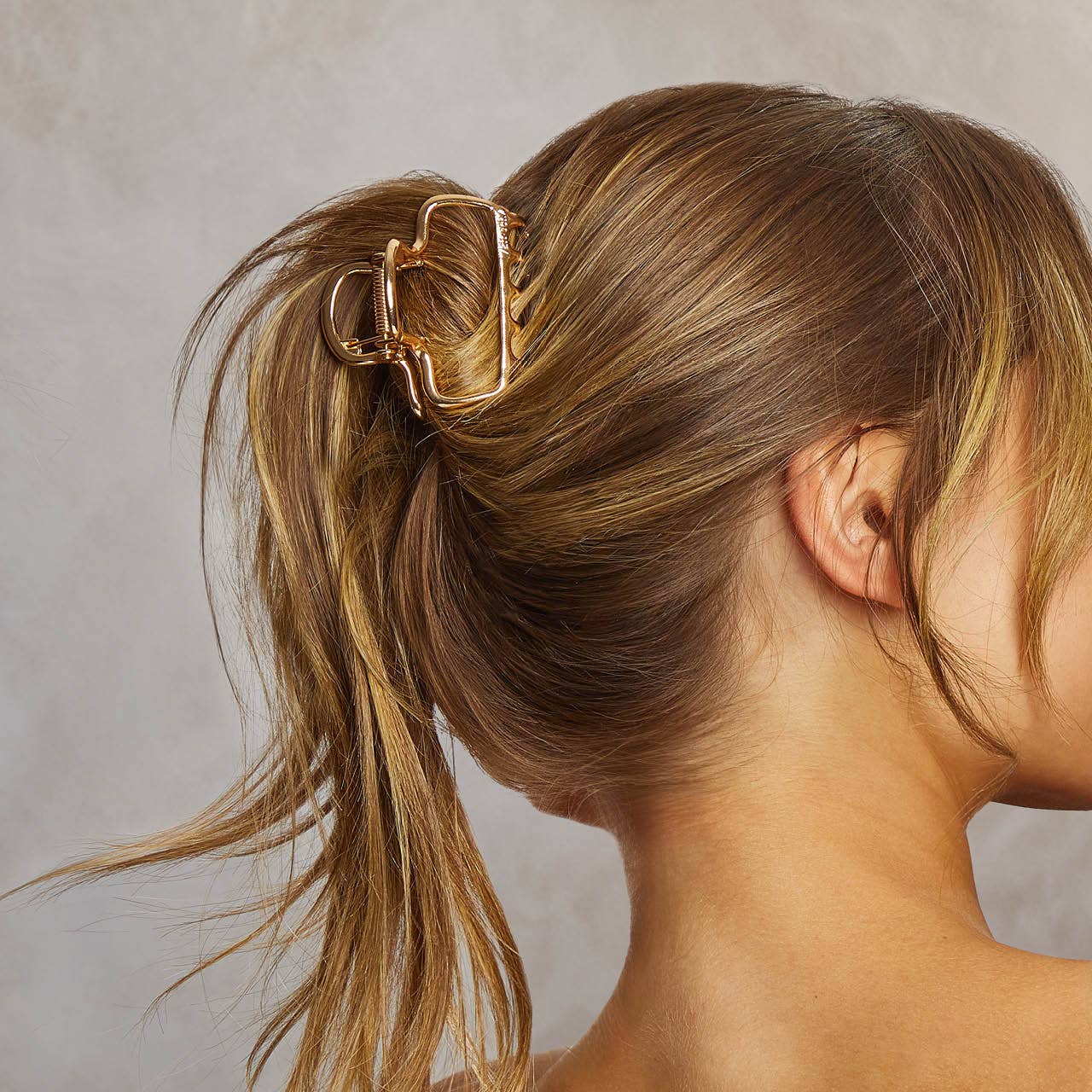 Kitsch | Metal Medium Open Shape Puffy Claw Clip - Gold