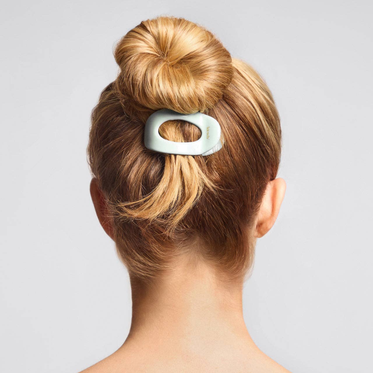 Kitsch | Recycled Plastic Small Flat Cloud Clip - Sage Leaf