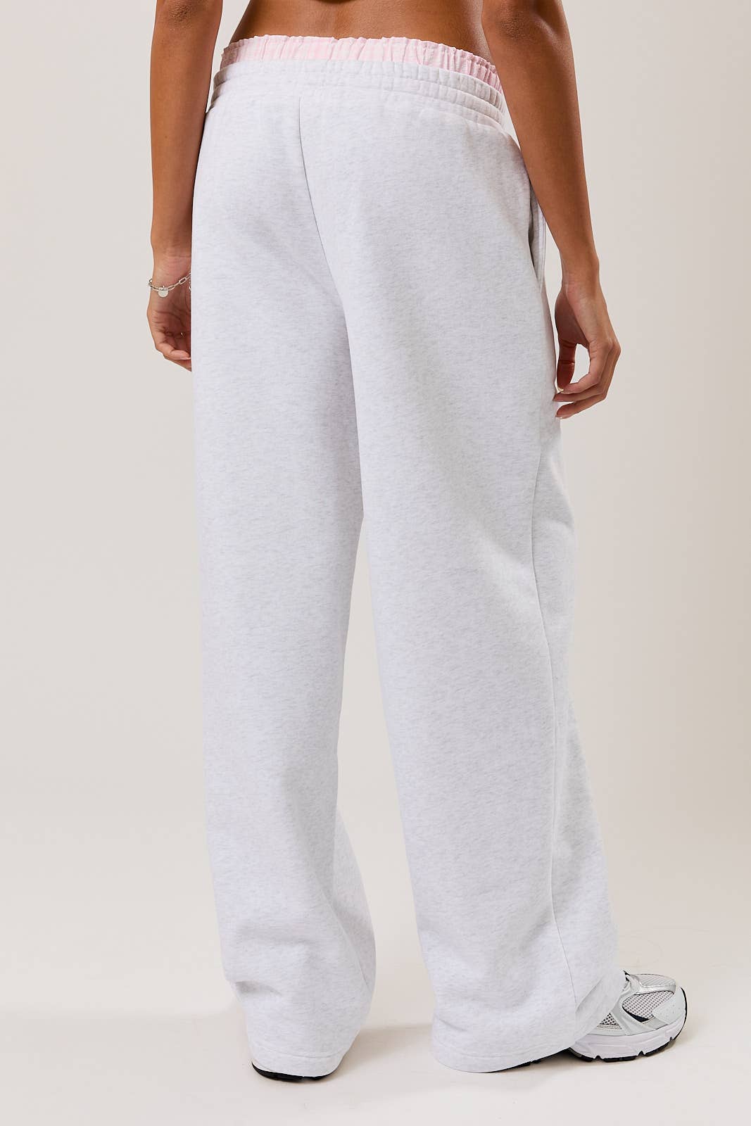 PEEKABOO PLAID BOXER SWEATPANTS