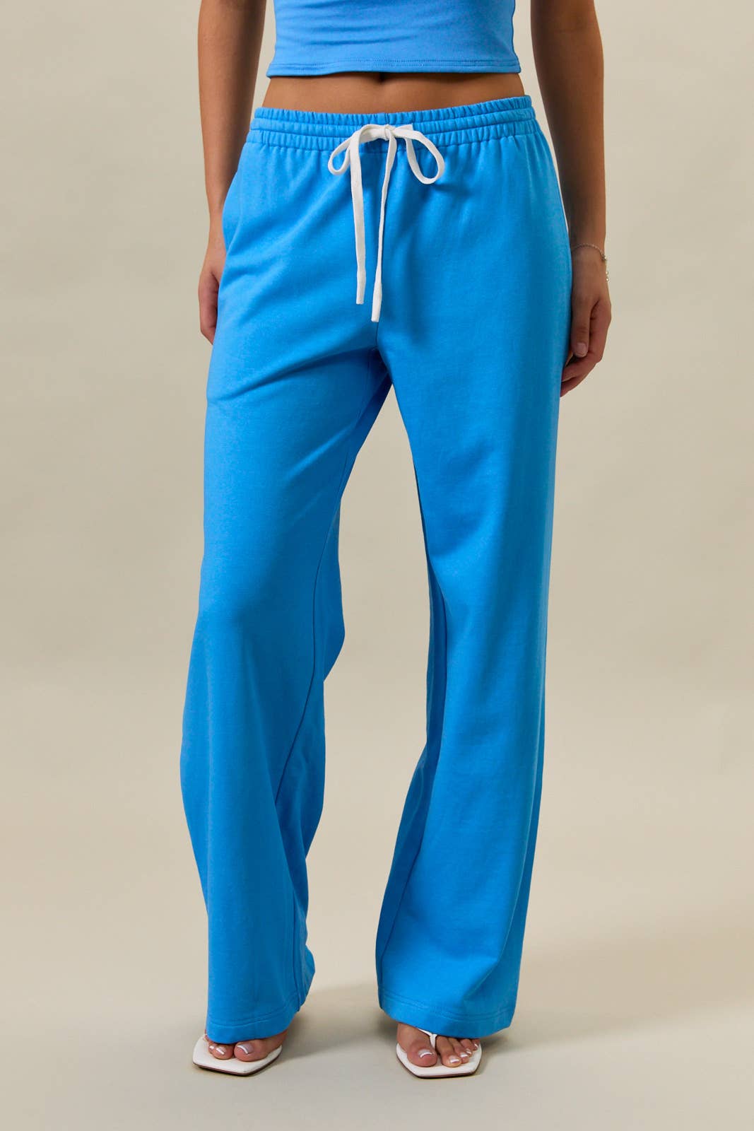 MID-RISE WIDE LEG SWEATPANTS