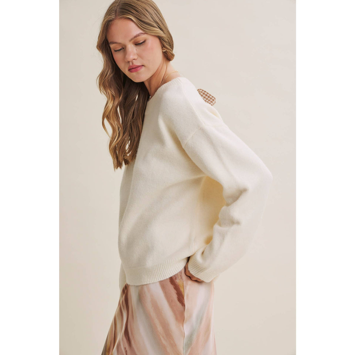 AUTUMN PICNIC PLAYUFL OPEN-BACK GINGHAM BOW SWEATER TOP