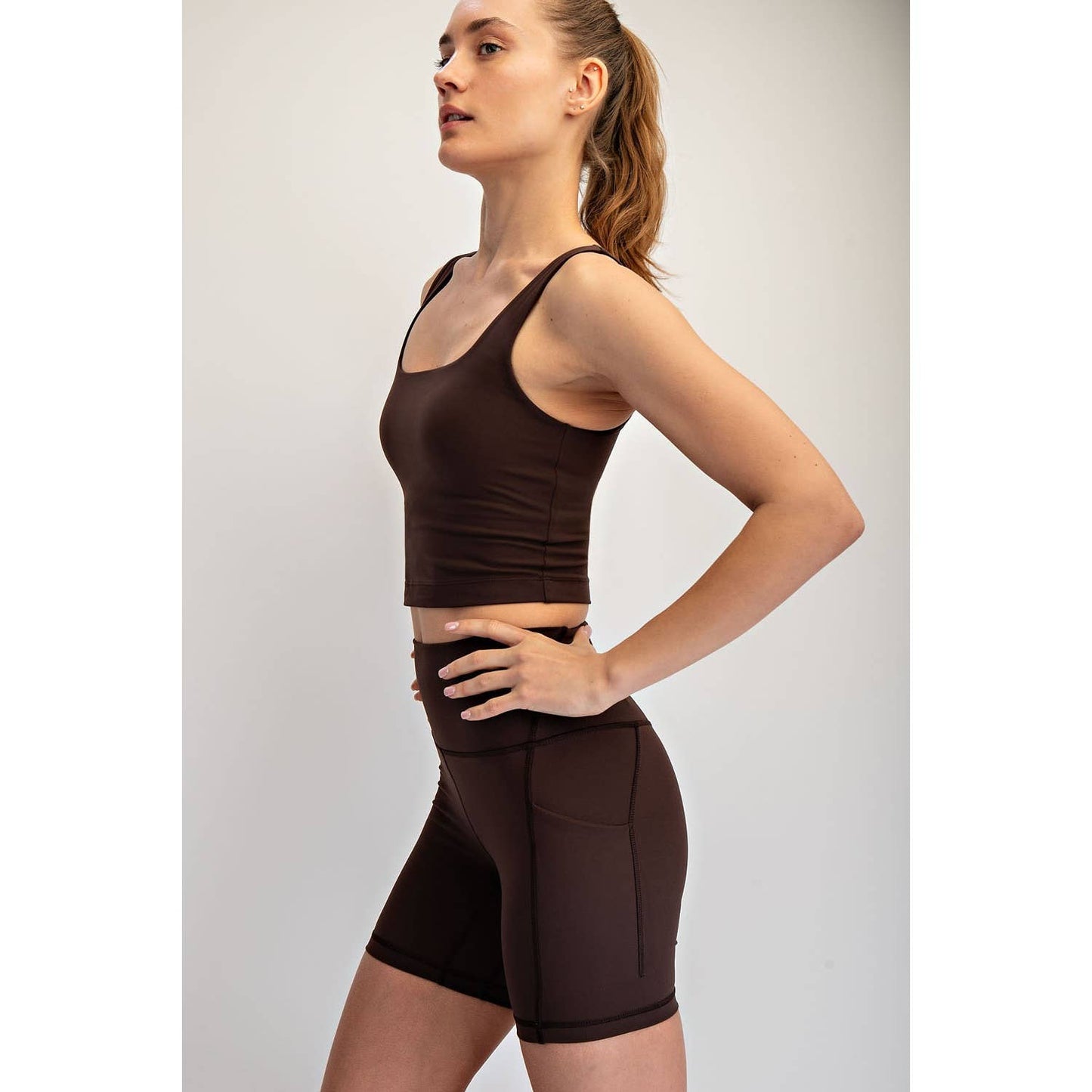 NYLON BUTTER SQUARE NECK CROPPED TANK